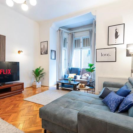 Beautiful Spacious Three-Room Suite Close To Buda Castle بودابست المظهر الخارجي الصورة