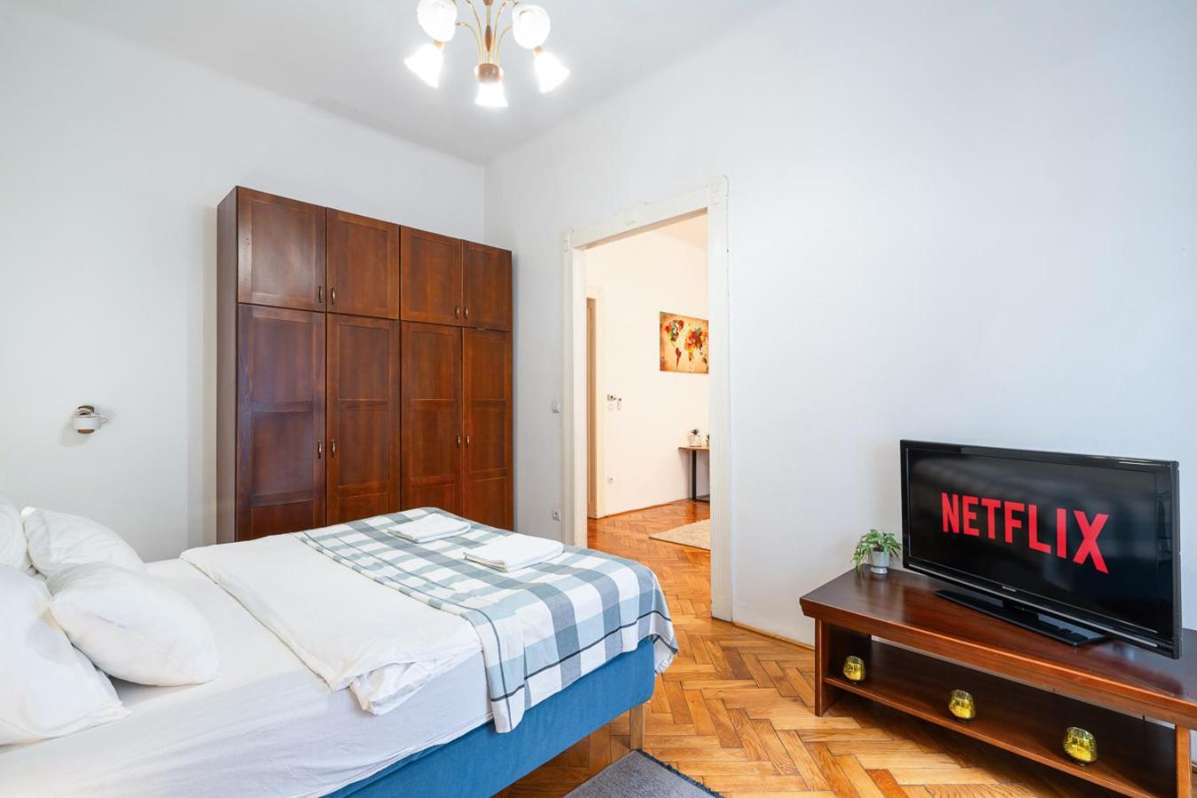 Beautiful Spacious Three-Room Suite Close To Buda Castle بودابست المظهر الخارجي الصورة