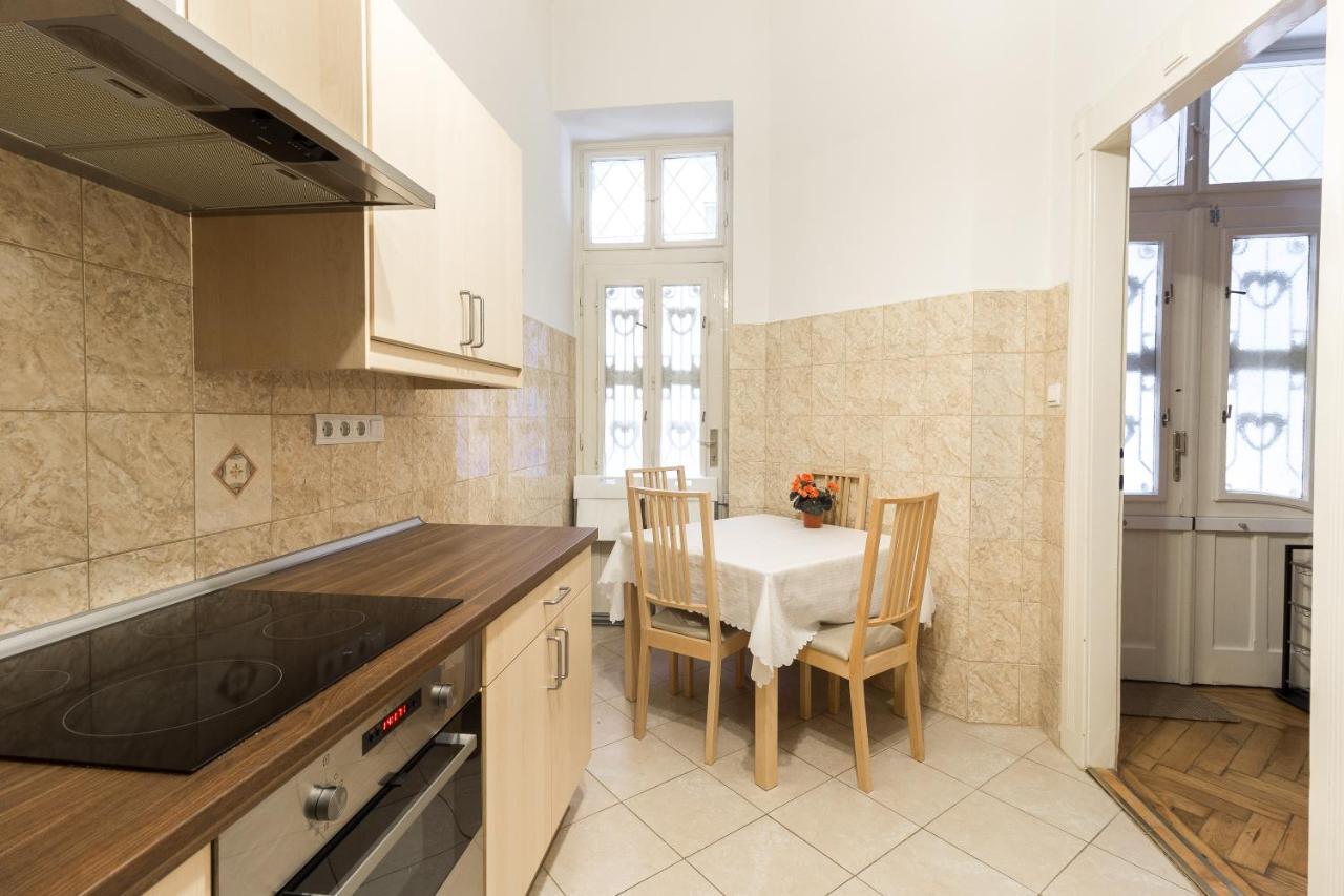 Beautiful Spacious Three-Room Suite Close To Buda Castle بودابست المظهر الخارجي الصورة